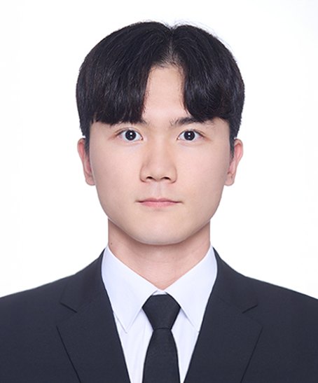 최진욱